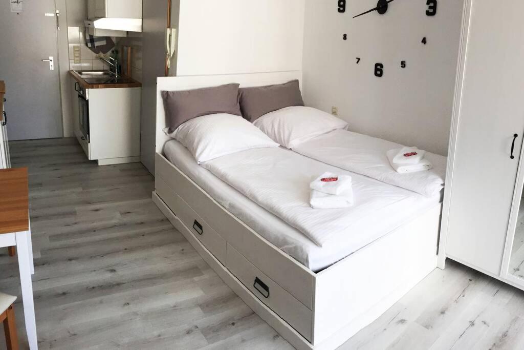 Apartment-Mitten In Konstanz, Gratis Parkplatz & Fahrrader, Netflix Tv Kültér fotó