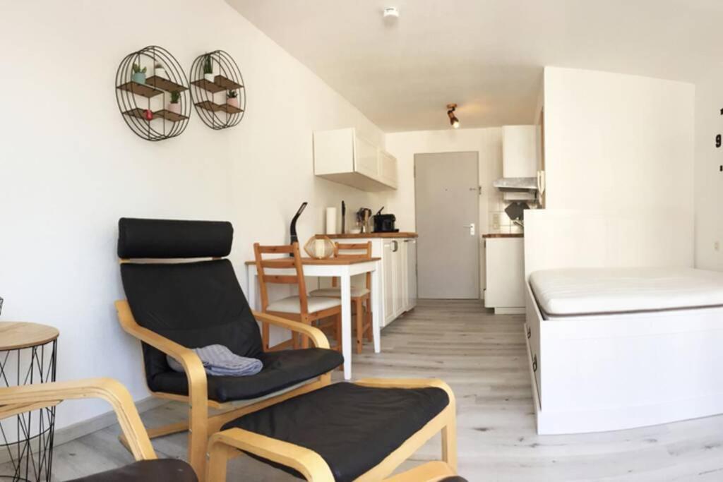 Apartment-Mitten In Konstanz, Gratis Parkplatz & Fahrrader, Netflix Tv Kültér fotó
